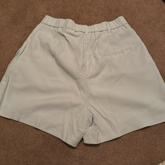 DYNAMITE Dress Shorts - Picture 2 of 3